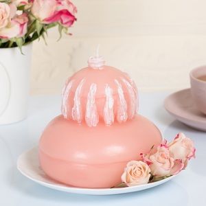 Pink Laduree Bougie Religieuse rose scented candle